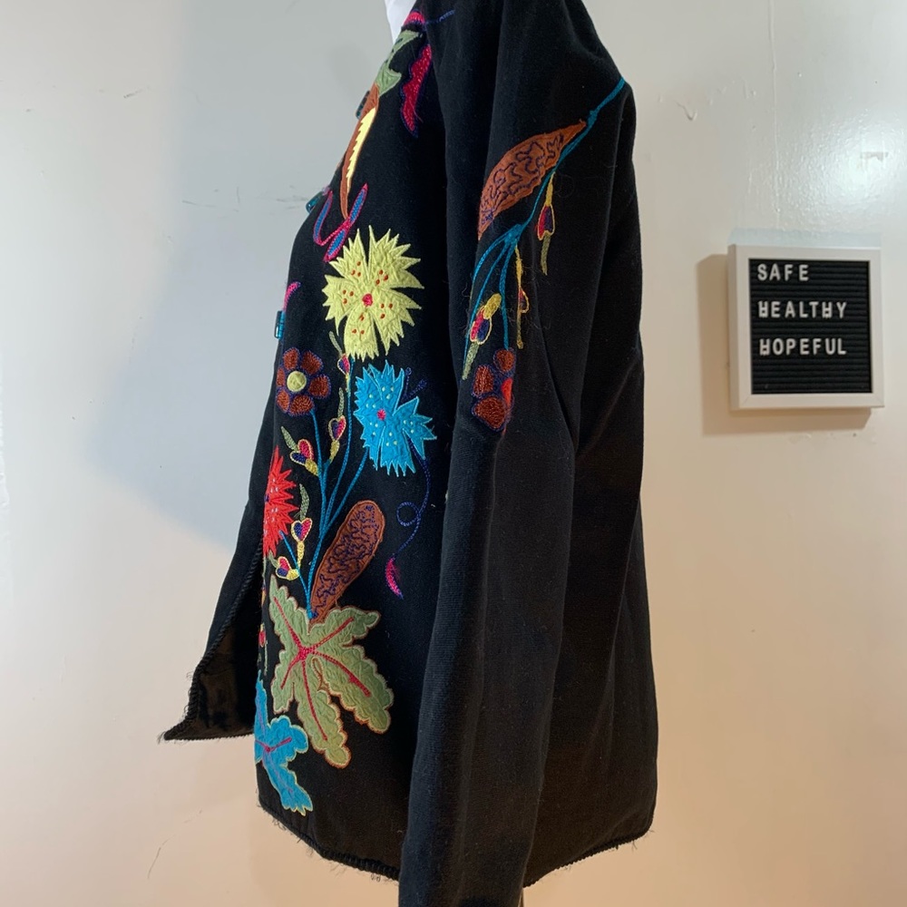 Alex Kim Vintage Hippie Black Colorful Floral Embroidered Shirt Jacket - Picture 6 of 9